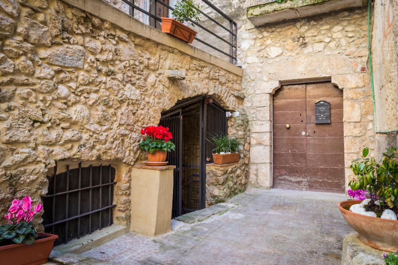 Casa Vacanze Porta Manfredi Arce Eksteriør billede