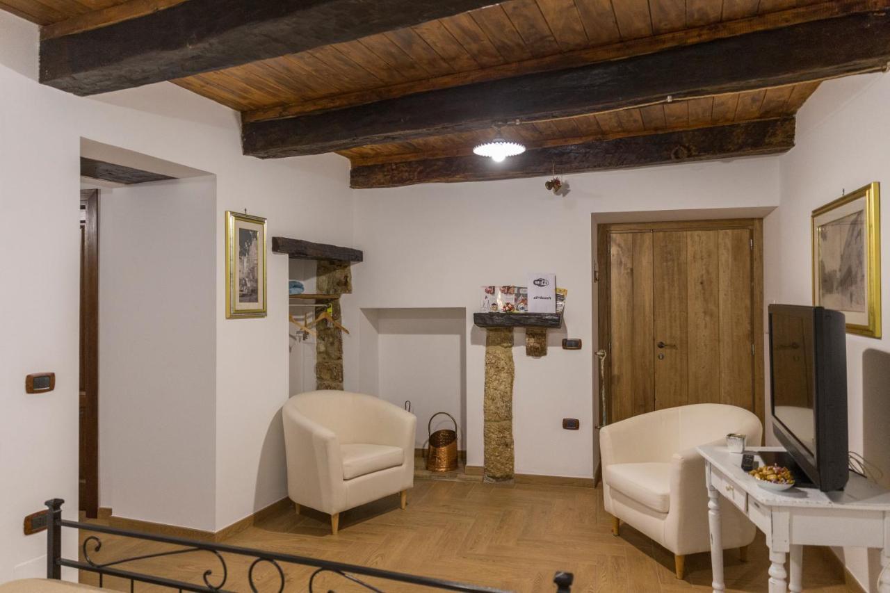 Casa Vacanze Porta Manfredi Arce Eksteriør billede